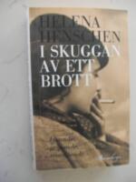 I skuggan av ett brott