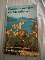 Blommor och tr&auml;d vid Medelhavet