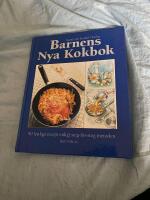 Barnens nya kokbok :