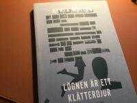 L&ouml;gnen &auml;r ett kl&auml;tterdjur. Herta M&uuml;llers collage