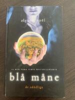 Bl&aring; m&aring;ne