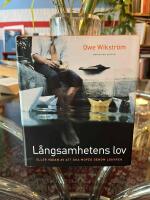 Långsamhetens lov : eller vådan av att åka moped genom Louvren