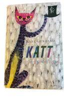 Katt bland hermeliner