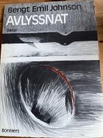 Avlyssnat : [dikter]