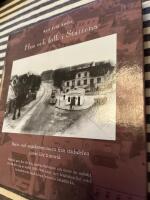 Hus och folk i Stattena : barn- och ungdomsminnen fr&aring;n stadsdelen j&auml;mte lite historik