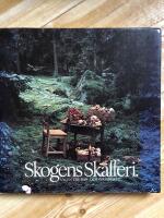 Skogens skafferi : v&auml;gen till b&auml;r- och svampriket