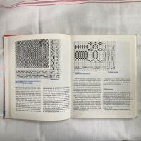 Handbok i v&auml;vning : bindningsl&auml;ra, konstv&auml;vnader