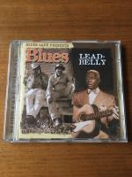 BLUES CAF&Eacute; PRESENTS LEADBELLY