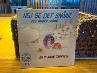 Nej se det sn&ouml;ar och andra visor