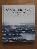 S&aring;nger ur havet med CD-skivan.