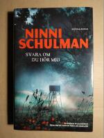 Svara om du hör mig : [kriminalroman]