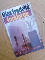 Facklorna : en Roland Hassel-thriller