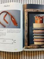 Tenntr&aring;dsbroderier : Beskrivningar och m&ouml;nster f&ouml;r armband, smycken och andra saker