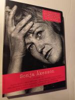 Sonja &Aring;kesson tolkad av