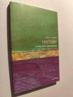 History: a very short introduction