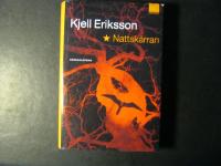 Nattsk&auml;rran