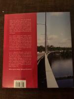 Staden, m&auml;nniskorna, idrotten och tidningen : mina &aring;r som lokalredakt&ouml;r p&aring; Liding&ouml; tidning
