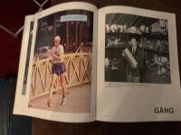 Guldboken : om alla v&aring;ra olympiam&auml;stare : 1896-1980