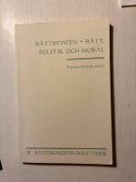 R&auml;ttsstaten - r&auml;tt, politik och moral : seminarium 5 oktober 1994