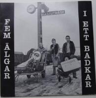 FEM &Auml;NGLAR I ETT BADKAR
