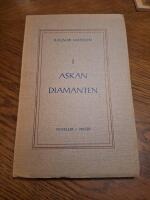 I askan diamanten | SIGNERAD av f&ouml;rfattaren