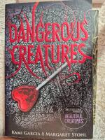 Dangerous Creatures bokpaket: Dangerous Creatures