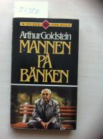 Mannen p&aring; b&auml;nken