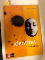 Identitet : vilka &auml;r du?