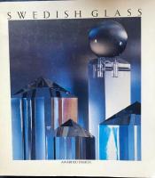 Svenskt glas : prisbel&ouml;nt design