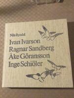 Ivan Ivarson, Ragnar Sandberg, &Aring;ke G&ouml;ransson, Inge Schi&ouml;ler : fyra f&auml;rglyriker fr&aring;n v&auml;stkusten
