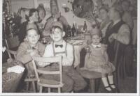 F&ouml;rr i v&auml;rlden : fester och h&ouml;gtider