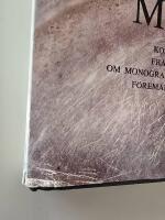 Monogram : korta notiser om monogrammets historia