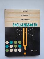 Skols&aring;ngboken. L&auml;robok i musik f&ouml;r &aring;rskurserna 4 - 7