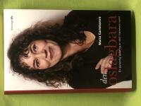 Den oslagbara [en personlig skildring av v&aring;ld i k&auml;rlekens namn]