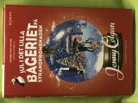 Jul i det lilla bageriet p&aring; strandpromenaden 