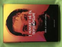 I huvudet p&aring; en seriem&ouml;rdare 