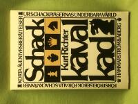 Schack-kavalkad korta &auml;ventyrsber&auml;ttelser ur schackpj&auml;sernas underbara liv