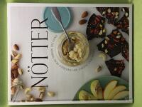 N&ouml;tter n&auml;ringsrikt, nyttigt och naturligt fr&aring;n morgon till kv&auml;ll