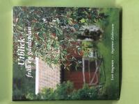 Utblick fr&aring;n en g&aring;rdsplan. (Hemsj&ouml; socken, Alings&aring;s kommun).