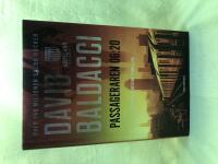 Passageraren 06:20 en Travis Devine-thriller
