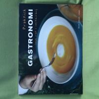 Praktisk gastronomi laga mat i restaurang