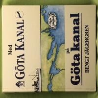 Med G&ouml;ta kanal p&aring; G&ouml;ta kanal en historisk sammanst&auml;llning &ouml;ver Sveriges bl&aring;a band - det som under 125 &aring;r har f&ouml;renat ett rederi och en vattenled - G&ouml;ta kanal