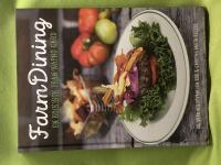 Farm dining en ko(k)bok fr&aring;n Wapn&ouml; G&aring;rd : [om v&aring;ra milj&ouml;v&auml;nliga kor & g&aring;rdens b&auml;sta recept