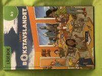 Livet i Bokstavslandet L&auml;sebok &aring;k 2 niv&aring; gr&ouml;n