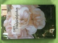 Caf&eacute; Tr&auml;dg&aring;rdslyckan roman