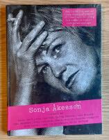 Sonja &Aring;kesson tolkad av Kajsa Grytt Lisa Nilsson Frida Hyv&ouml;nen mfl inplastad