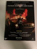 Flickan som lekte med elden