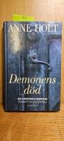 Demonens d&ouml;d : en kriminalroman