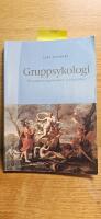 Gruppsykologi : om grupper, organisationer och ledarskap