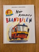 H&auml;r kommer brandbilen